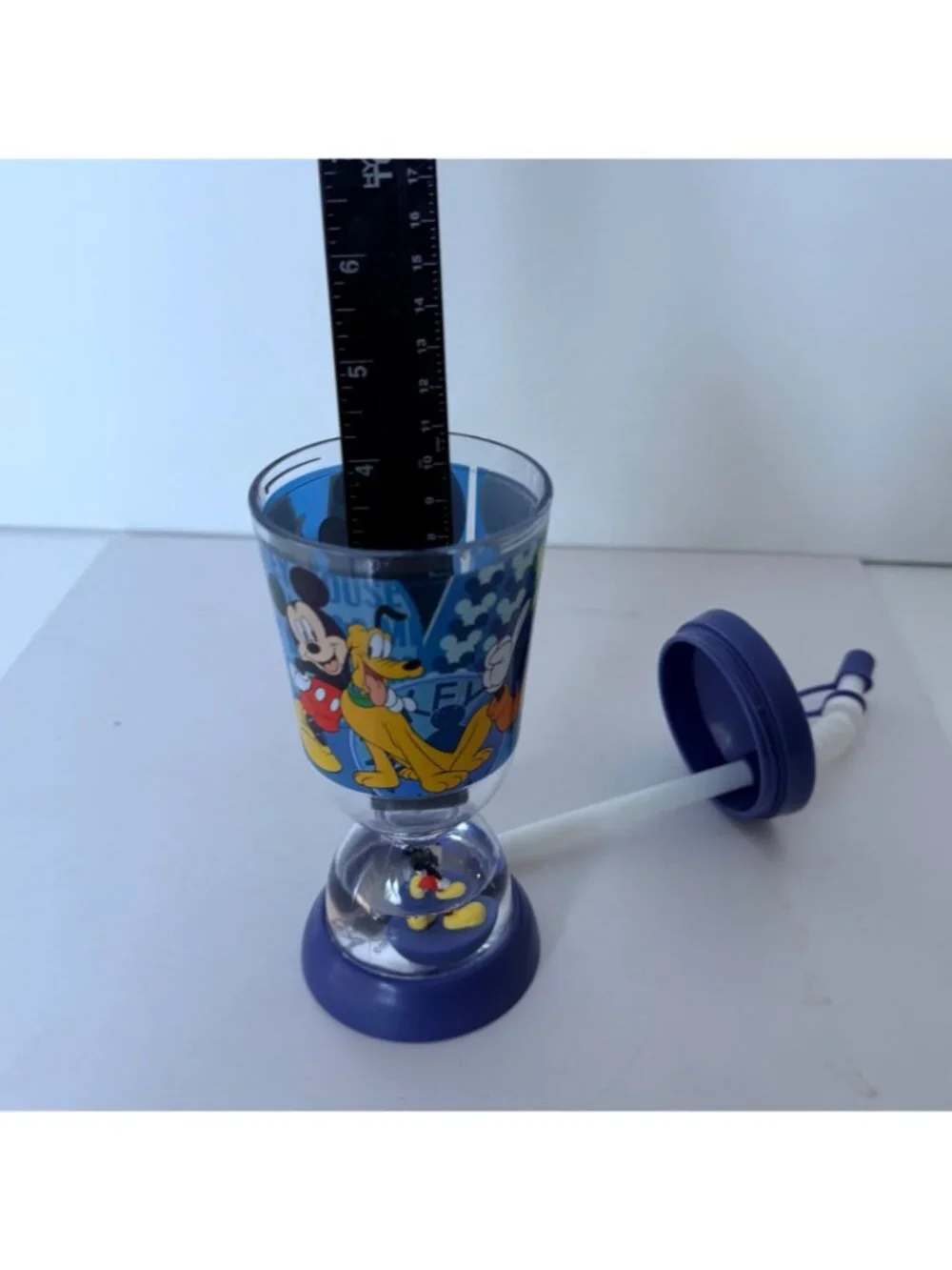Disney Mickey Mouse Buddy Sip 15oz Tumbler Floating Base Pluto Straw BPA Cup